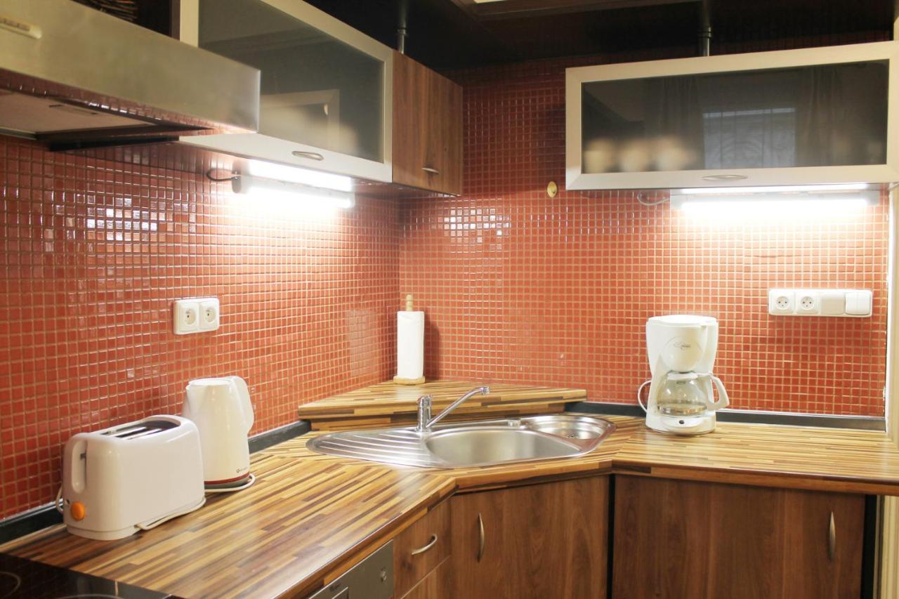 Modern Apartment Ve Smeckach 28 براغ المظهر الخارجي الصورة